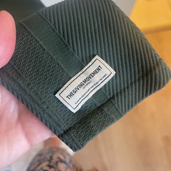 ✨Green Jumpsuit ✨ - Picture 8 of 9